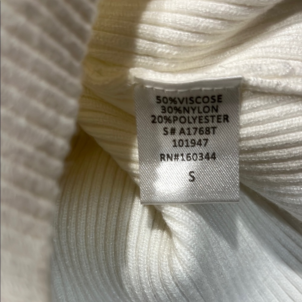 White Cut-Out Ribbed Sweater Top - Picture 8 of 9
